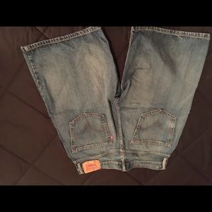 Men’s Levi’s 569 Jean Shorts Size 33
